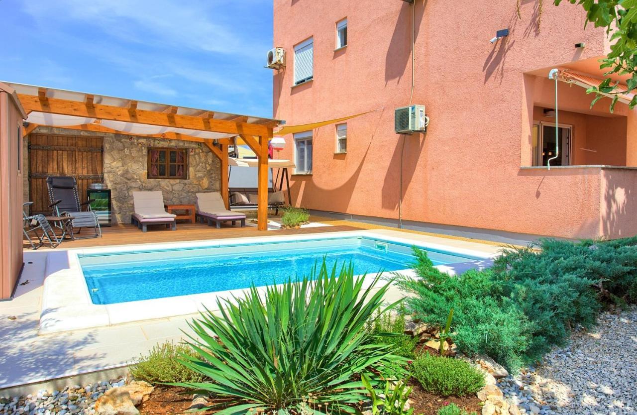 Apartman Bor Krk Krk Town Εξωτερικό φωτογραφία