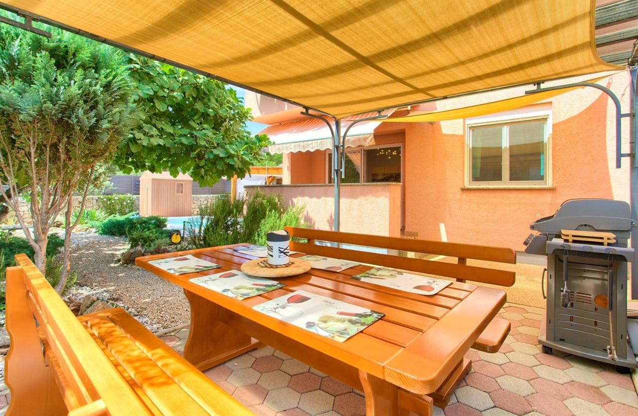 Apartman Bor Krk Krk Town Εξωτερικό φωτογραφία